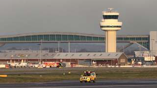 Major UK Airport Grounds All Flights for Hours After Some Idiot Reportedly Flies Drones Near Runway